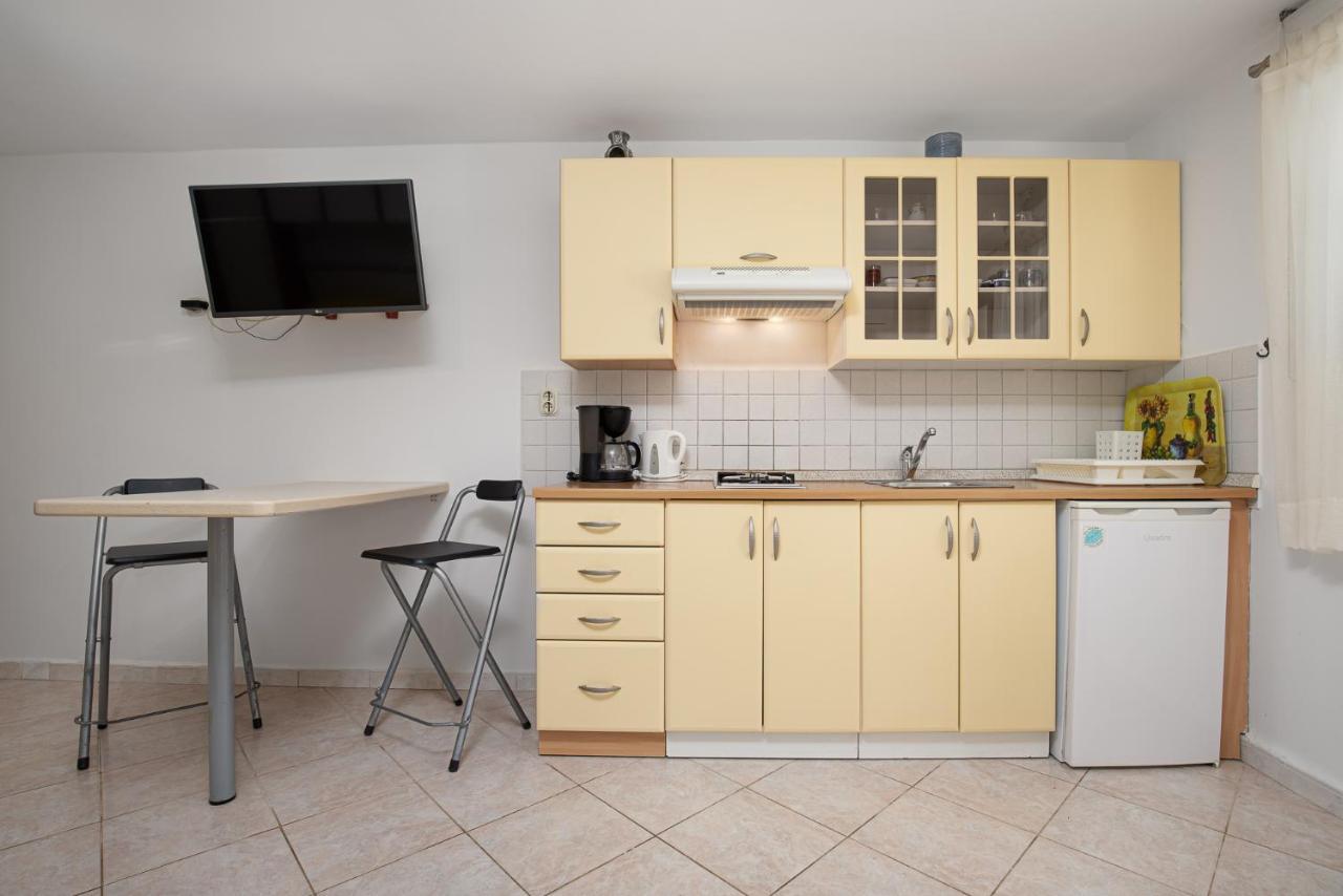 Apartamento Haus Eva Novigrad Istria Exterior foto